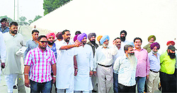A delegation of the Ludhiana Congress, led by MP Ravneet Singh Bituu, during a visit to the Lodhi Club underpass in Ludhiana on Friday