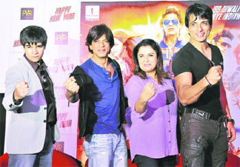 Shah Rukh Khan, Farah Khan and Sonu Sood
