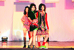 IIT students at the conclusion of annual Thomso 2014 fest at Roorkee Indian Institute of Technology on Sunday