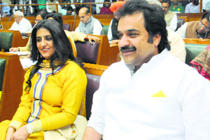 HJC chief Kuldeep Bishnoi and his wife Renuka.