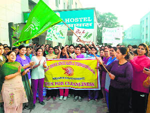 Dr Asha Kadian, VC, flags off the run-for-cleanliness rally at BPS Women University, Khanpur Kalan, on Thursday