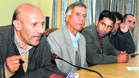 President of the Awami Ittehad Party and Langate MLA Abdul Rashid addresses a press conference in Srinagar on Thursday.