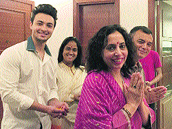 Salman Khans sister Arpita Khan (second from left) with Aayush Sharma and his parents Anil Sharma and Sunita Sharma