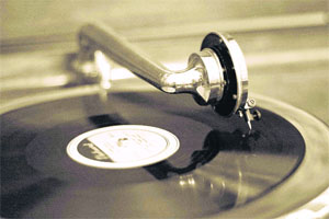 Begum Akhtar adapted her music for radio and recording studios without letting the finer nuances of poetry lose its beauty. 