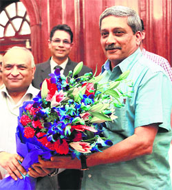 Manohar Parrikar takes charge as Defence Minister. 