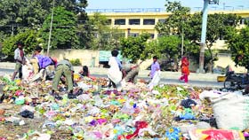 Garbage lying near Sri Guru Harkrishan Public School
