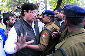 Commercial vehicles owners hold a demonstration in support of their demands in Dehradun on Monday.