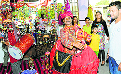 Rajasthan Fair offers colourful home decor items