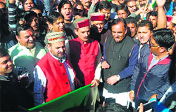 Former BJP minister Narender Bragta during his padyatra in Rohru on Friday. Tribune photo
