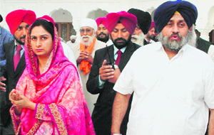 Sukhbir Badal and Harsimrat Kaur.