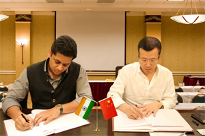 Pankaj Bansal, Director M3M, India and Cheung Hon Chuen, Chairman of Xinji Co. China sign an MoU for setting up multi-use complexes