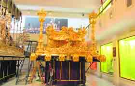 The Malaga cathedral has a magnificent gilt-edged throne