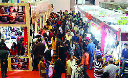 A view of the last day of business hours during the ongoing India International Trade Fair 2014 at Pragati Maidan in New Delhi on Tuesday