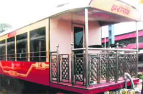 The Jharokha coach stationed at Kalka.