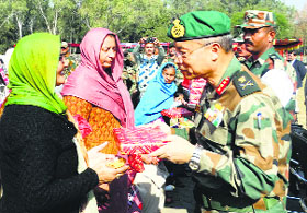 Lt General KH Singh, GOC of the 16 Corps, interacts with veterans and veer naris during a rally at the military station in Pallanwala on Wednesday