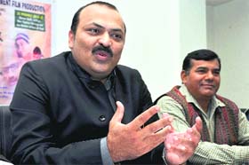 Director and producer of Garhwali film Manish Verma addresses mediapersons in Dehradun on Thursday